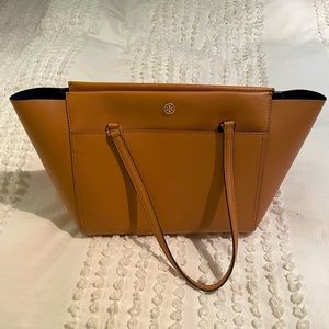 Tory Burch Tote Handbag: Tan